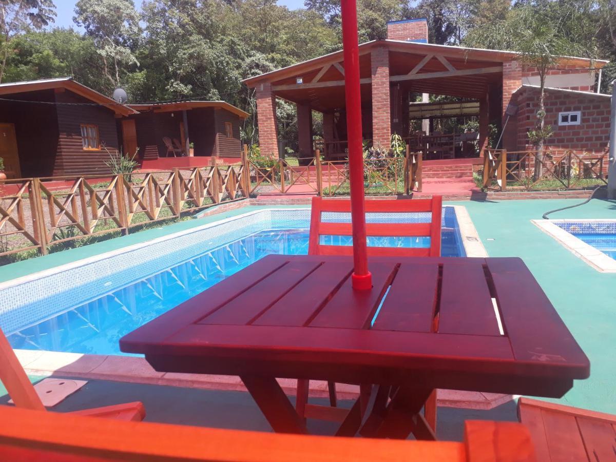 Cabanas La Quinta Пуерто Игуасу Екстериор снимка