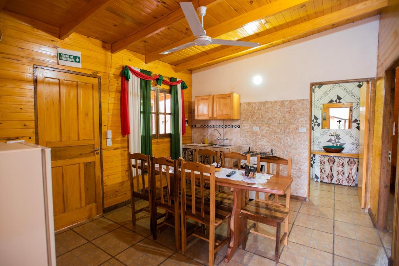 Cabanas La Quinta Пуерто Игуасу Екстериор снимка