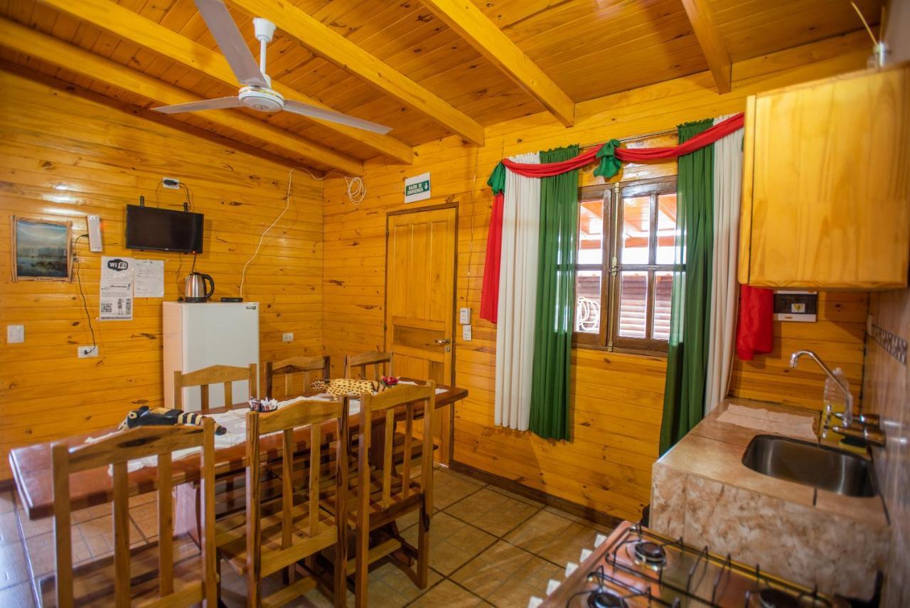Cabanas La Quinta Пуерто Игуасу Екстериор снимка