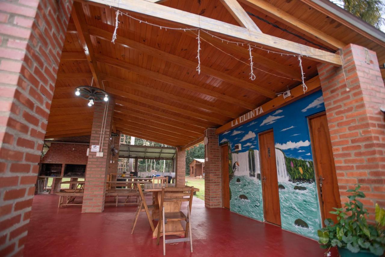 Cabanas La Quinta Пуерто Игуасу Екстериор снимка